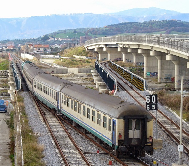 treno-ferrovia-cz