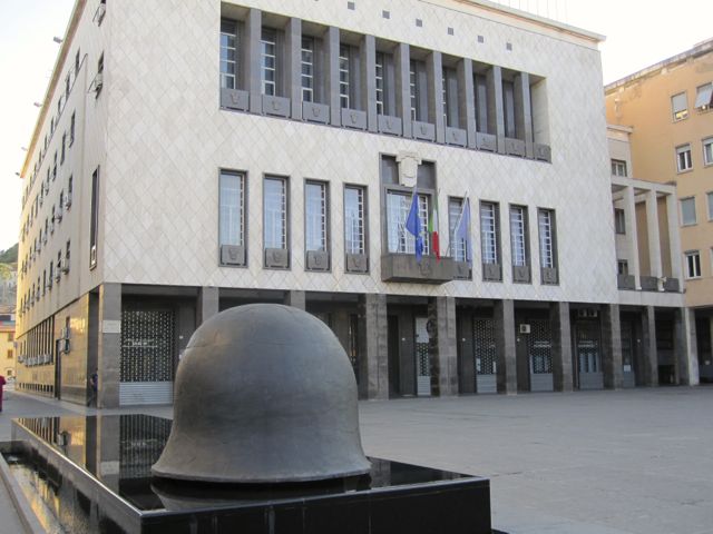 Palazzo dei Bruzi, Piazza dei Bruzi, 1959