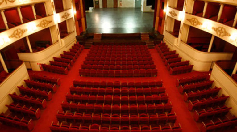 Chiaravalle teatro