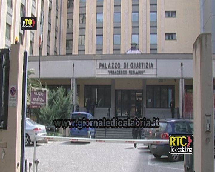 FOTO TRIBUNALE CATANZARO RTC-GDC00000000