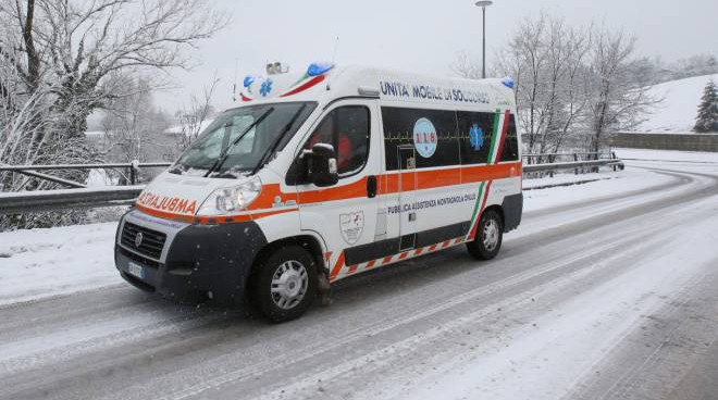 FOTO AMBULANZE GHIACCHIO