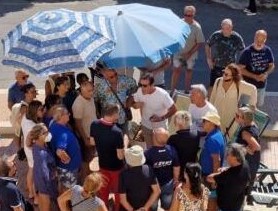 Protesta turisti a Isola Capo Rizzuto