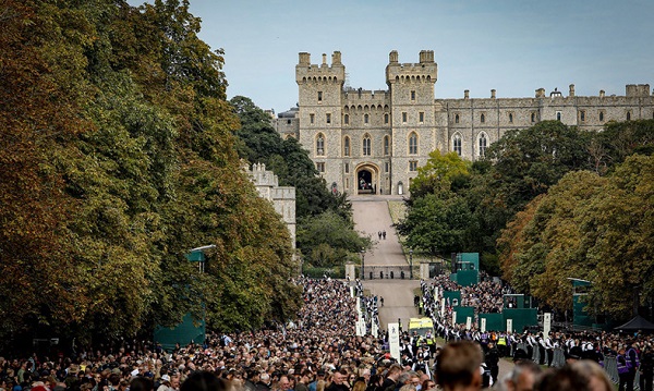 Il Castello di Windsor dove riposa la Regina Elisabetta