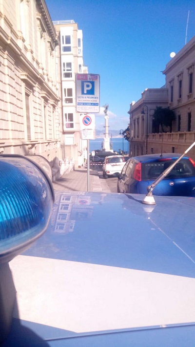 Rapina a portavalori a Reggio Calabria - via Miraglia