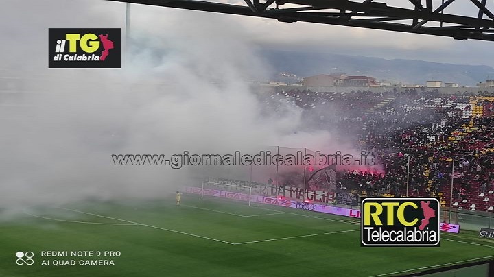 FOTO-CURVA-REGGINA-RTC-GDC